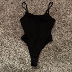 SHEIN Black Spaghetti Strap Bodysuit